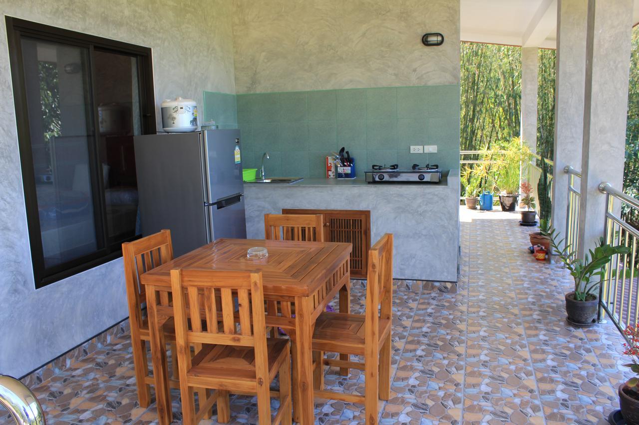 Nananuira Apartment And Room Khao Lak Eksteriør bilde