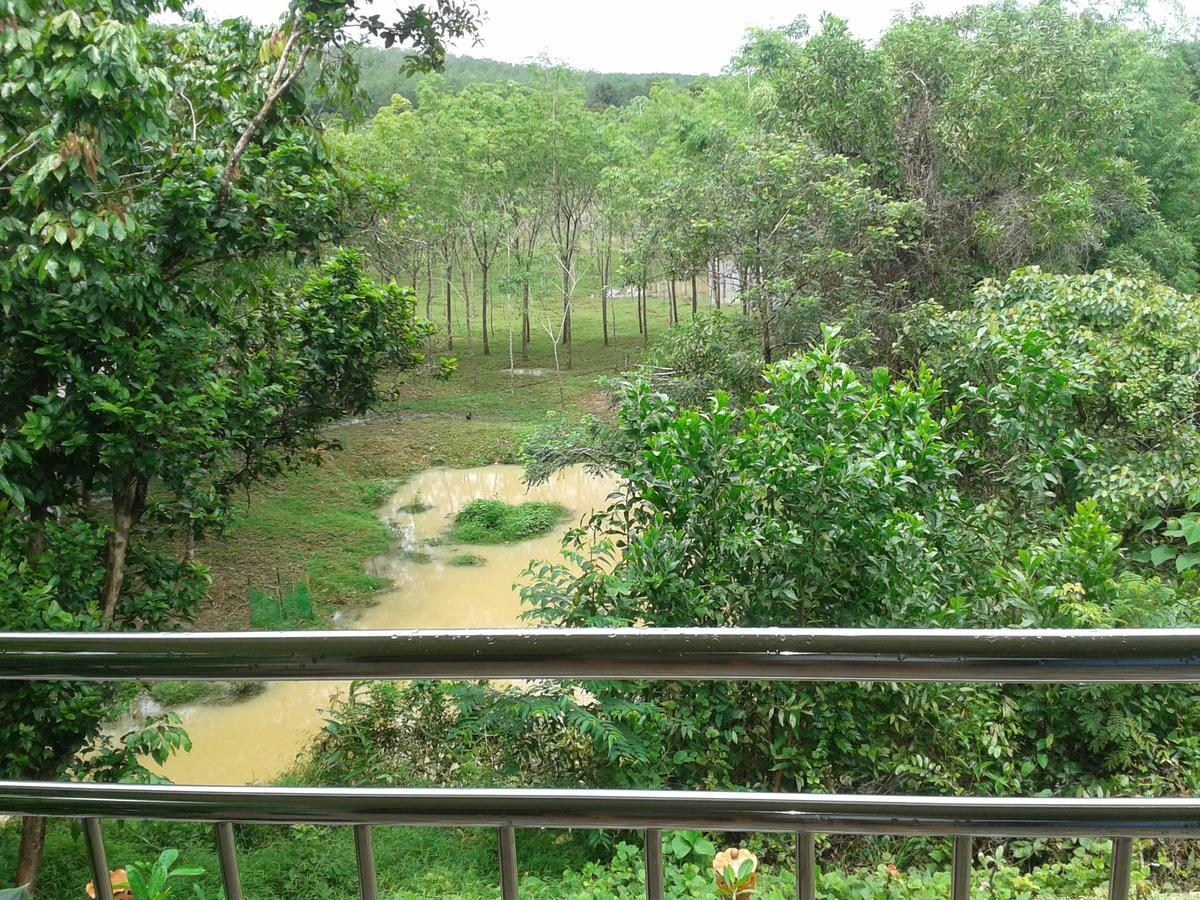 Nananuira Apartment And Room Khao Lak Eksteriør bilde