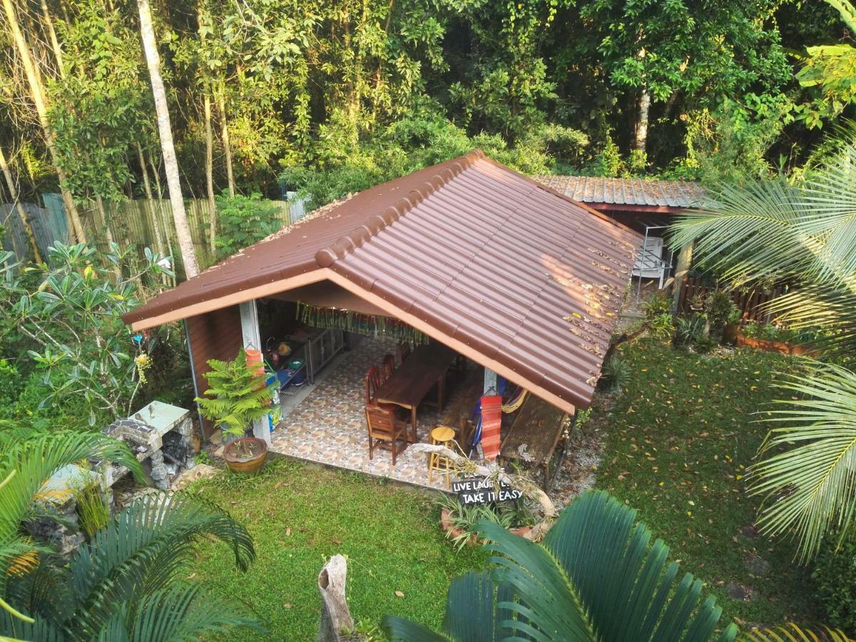 Nananuira Apartment And Room Khao Lak Eksteriør bilde